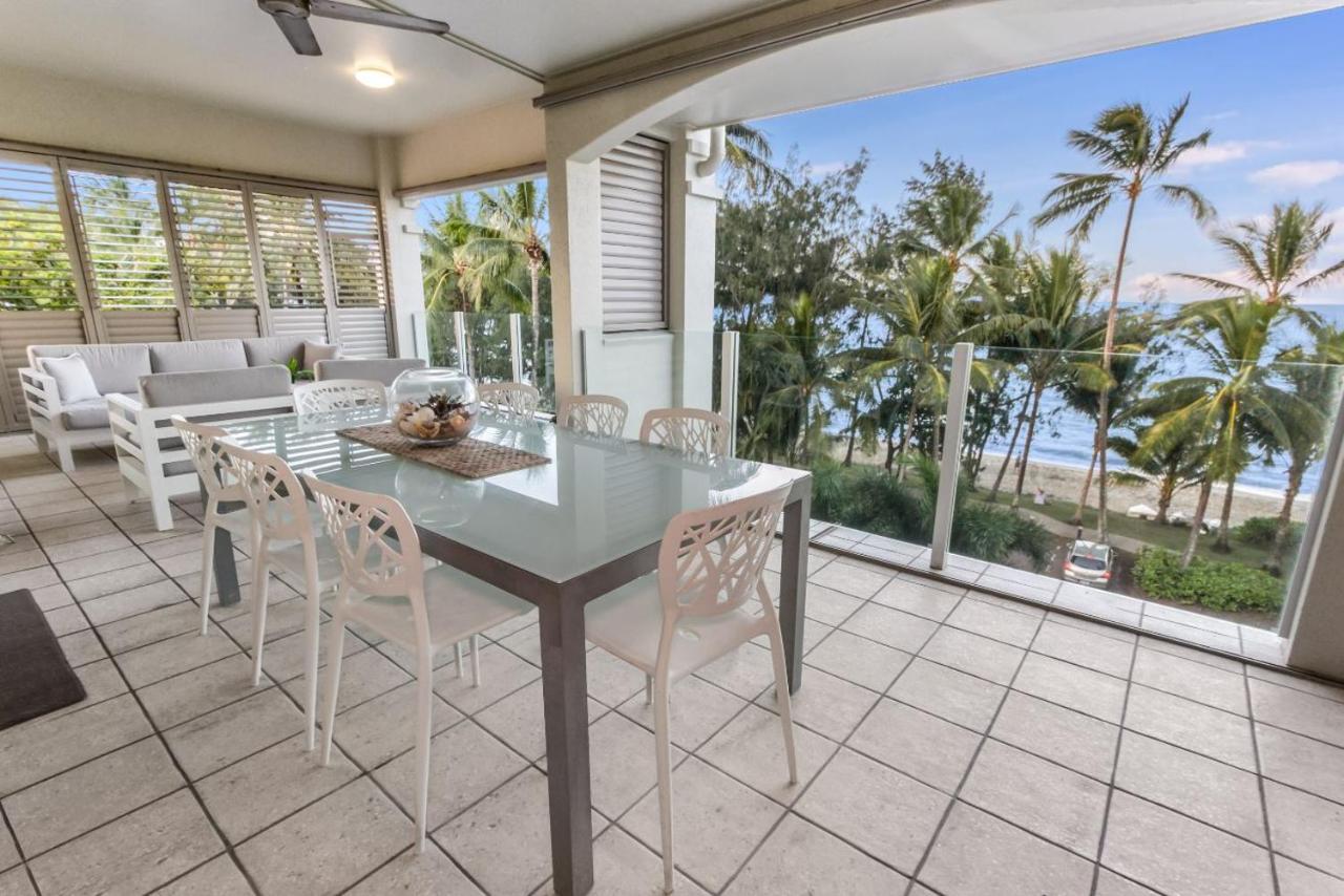 Island Views Beachfront Apartments Palm Cove Eksteriør bilde