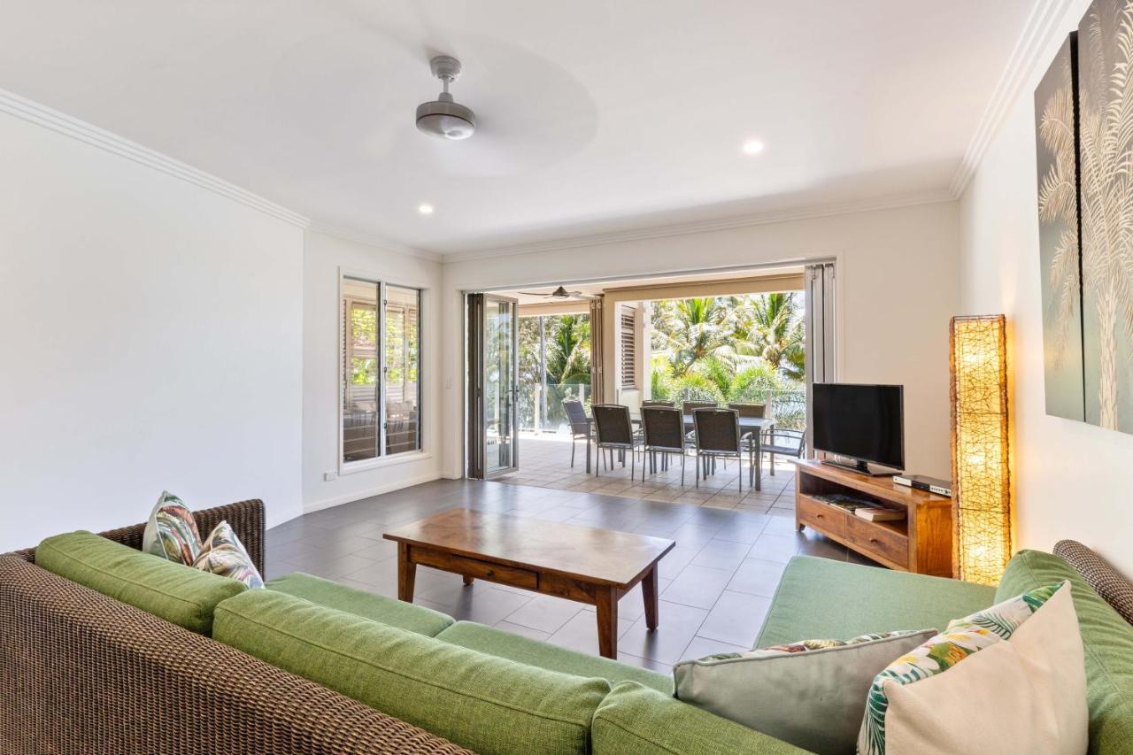 Island Views Beachfront Apartments Palm Cove Eksteriør bilde