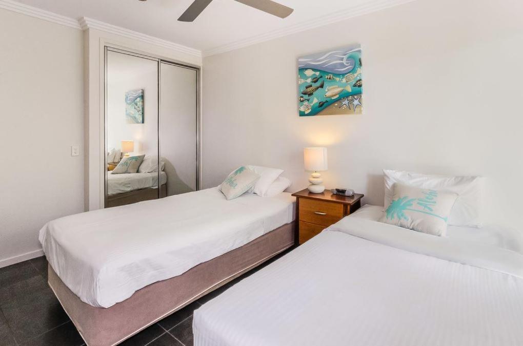 Island Views Beachfront Apartments Palm Cove Eksteriør bilde